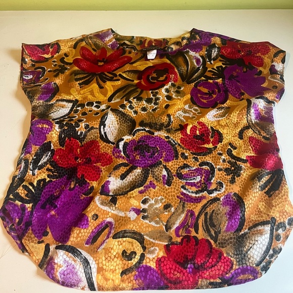 Notations Tops - Glossy floral top vintage notations  size 8
